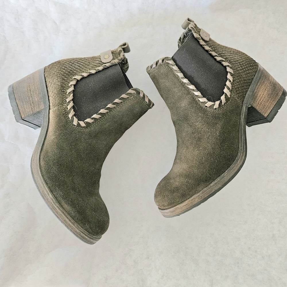 Mark Jenkins Green Suede Ankle Booties